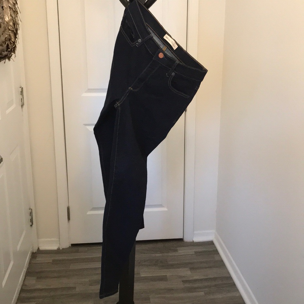 Gap True Skinny Jeans